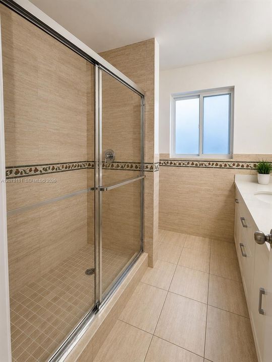 For Rent: $5,200 (4 beds, 2 baths, 2120 Square Feet)