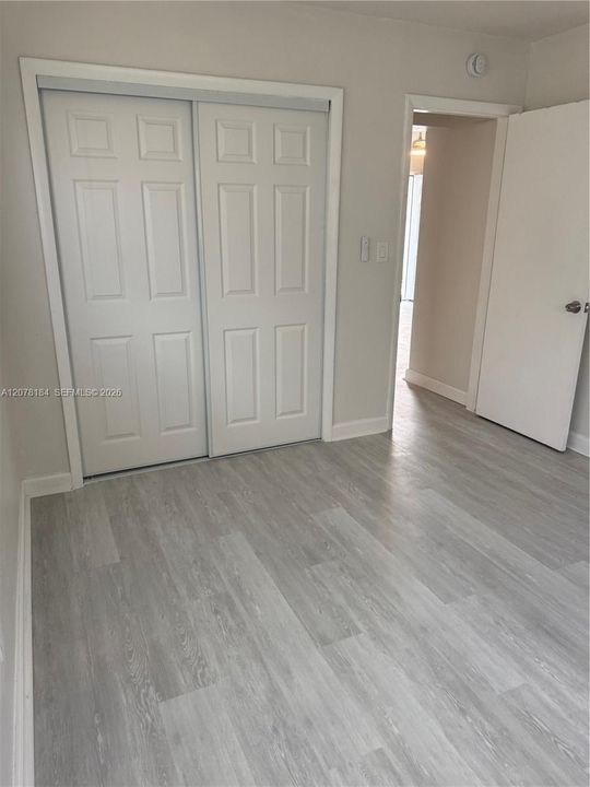 For Rent: $2,300 (2 beds, 2 baths, 4120 Square Feet)