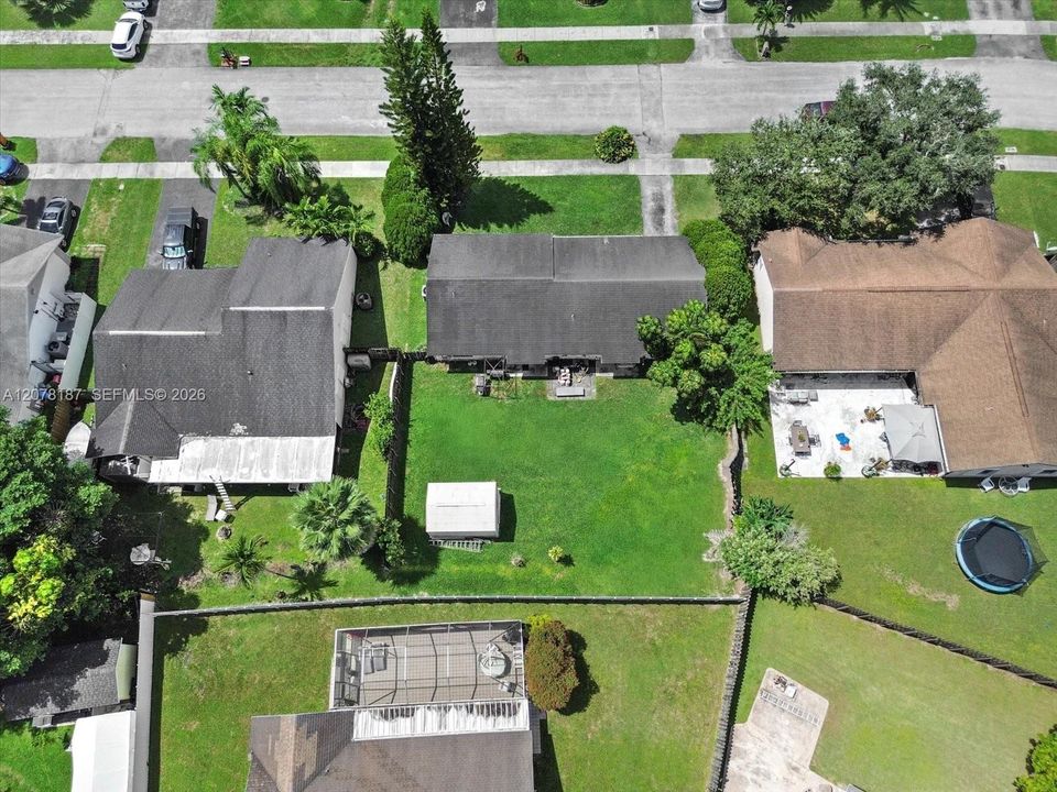 For Sale: $389,000 (3 beds, 2 baths, 1406 Square Feet)
