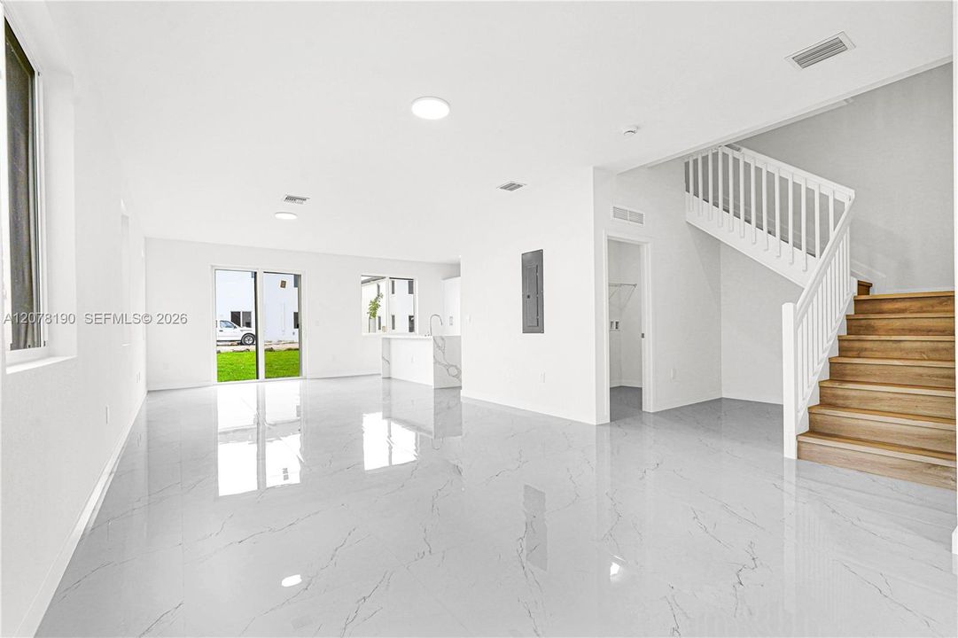 For Sale: $2,990,000 (5 beds, 4 baths, 0 Square Feet)