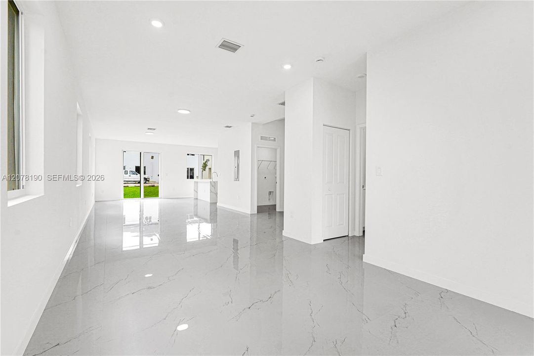 For Sale: $2,990,000 (5 beds, 4 baths, 0 Square Feet)