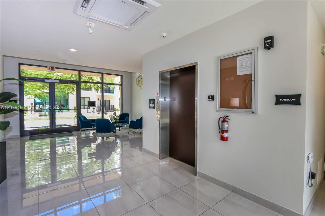 В аренду: $3,550 (3 спален, 2 ванн, 1334 Квадратных фут)