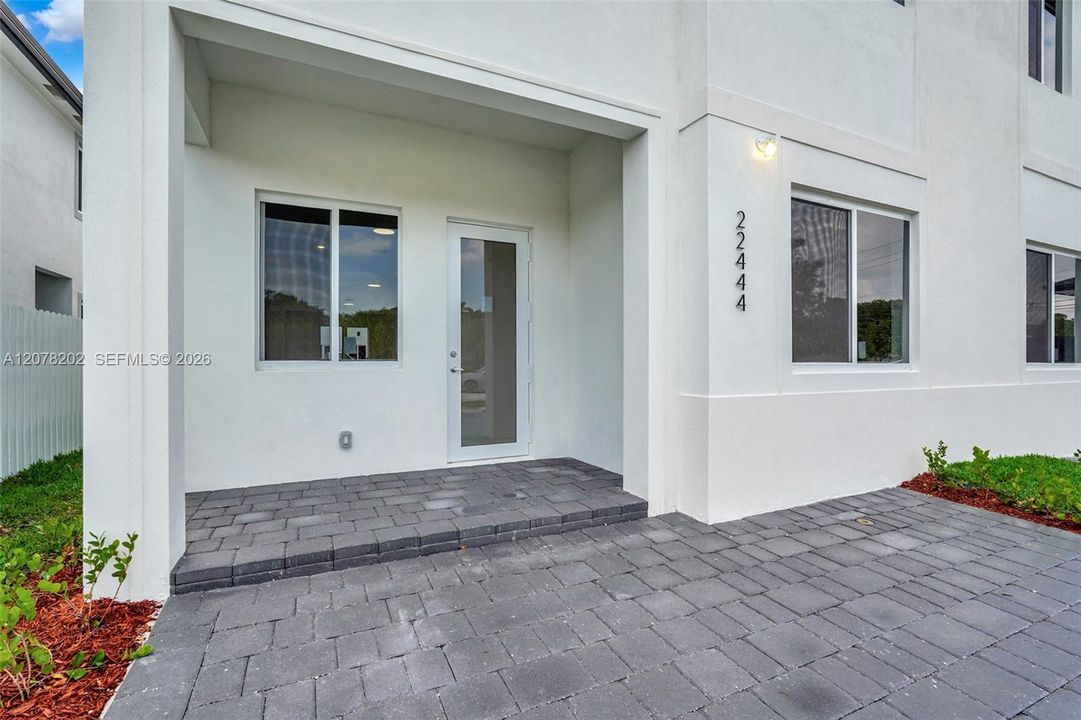 For Sale: $649,990 (5 beds, 4 baths, 0 Square Feet)