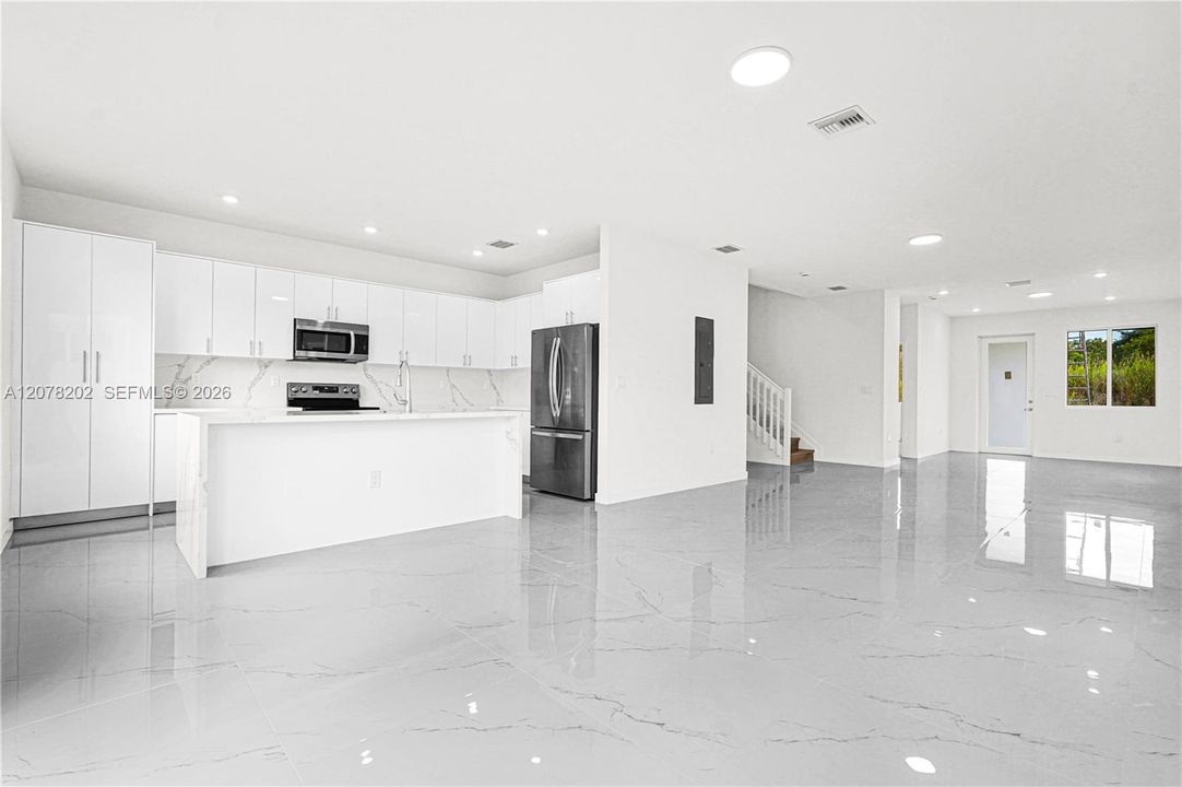 For Sale: $649,990 (5 beds, 4 baths, 0 Square Feet)