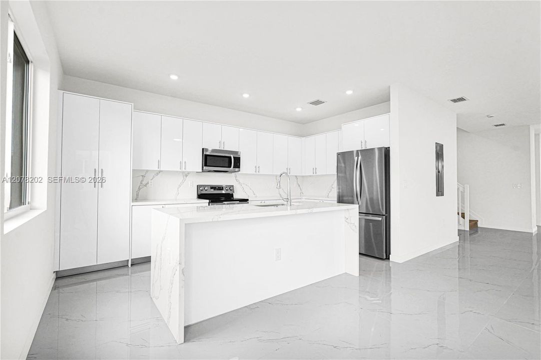 For Sale: $649,990 (5 beds, 4 baths, 0 Square Feet)