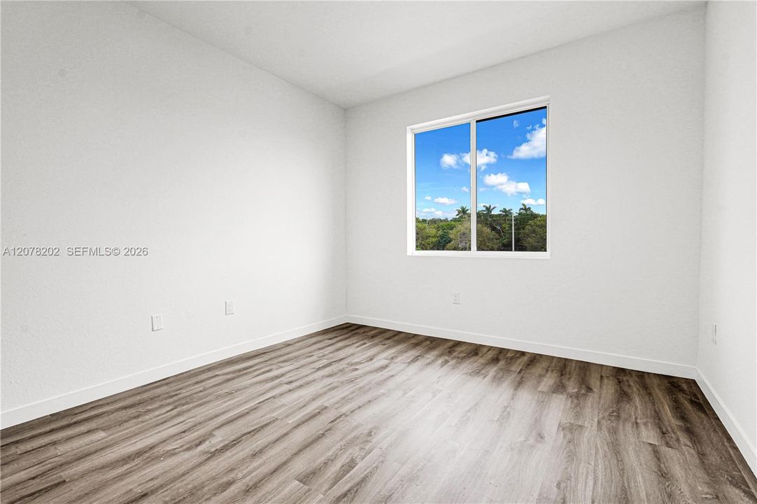 For Sale: $649,990 (5 beds, 4 baths, 0 Square Feet)