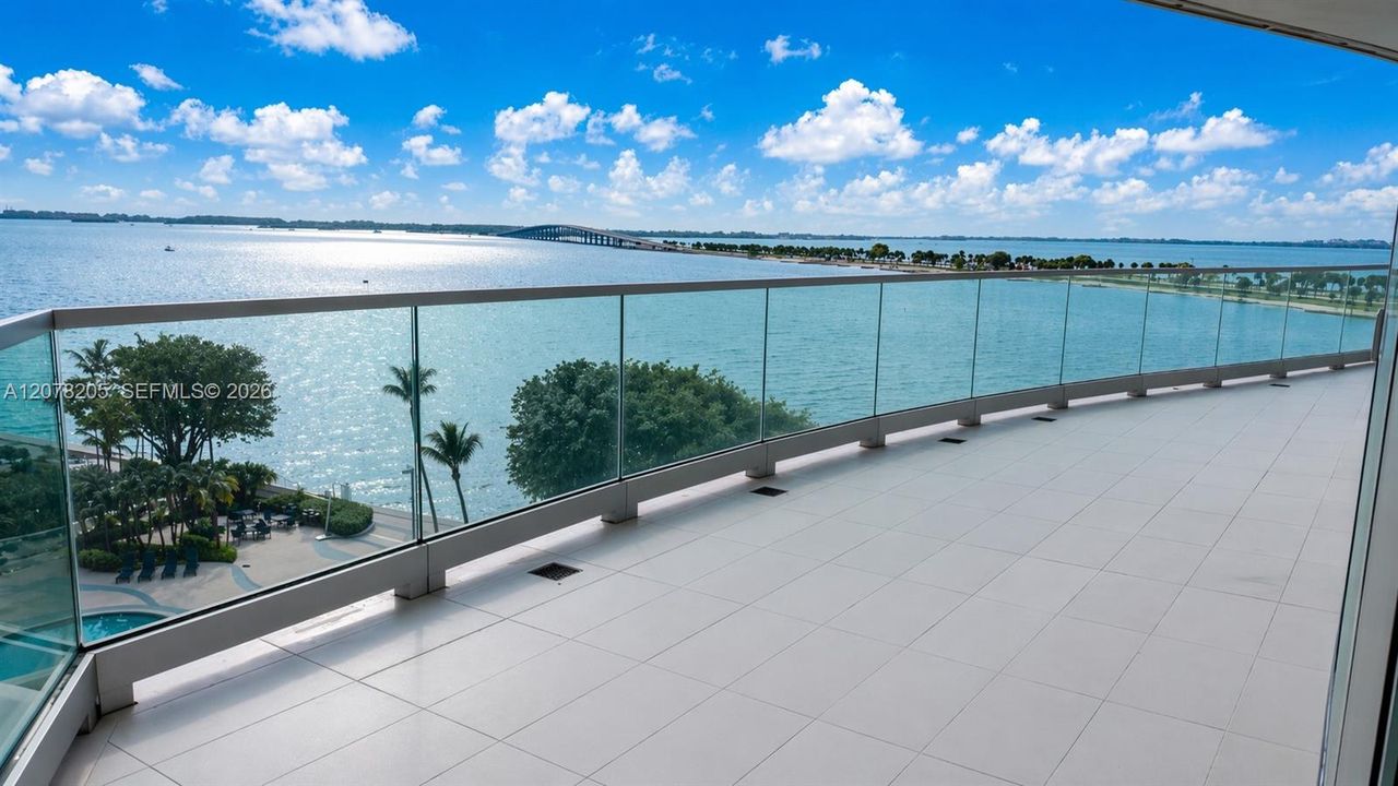En Venta: $1,900,000 (2 camas, 2 baños, 1102 Pies cuadrados)