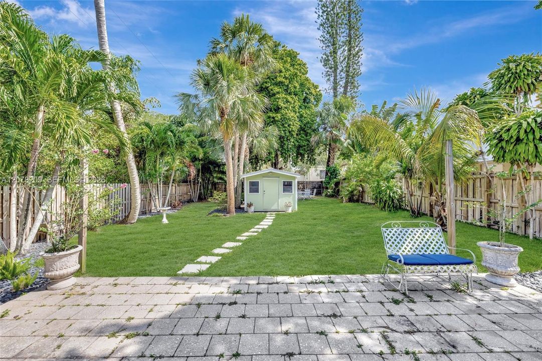 For Rent: $3,500 (3 beds, 2 baths, 1508 Square Feet)