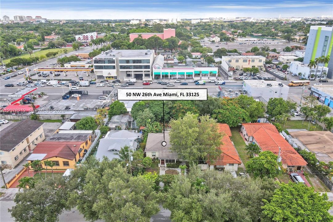 For Rent: $3,200 (2 beds, 1 baths, 999 Square Feet)