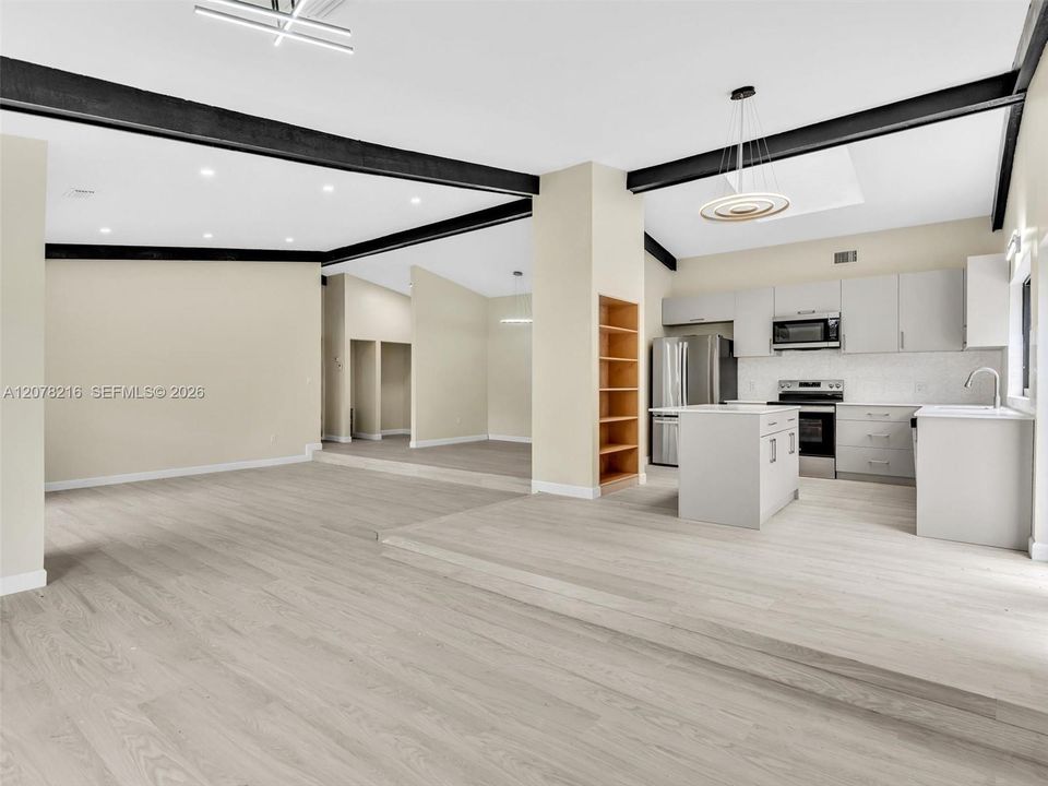 House For Sale 8813 PARADISE CT TAMARAC, FL 33321 (PARADISE ESTATES) 786-600-0063