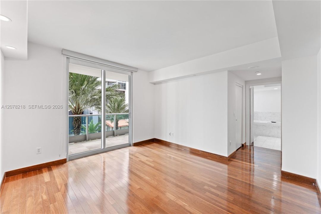 For Rent: $5,400 (2 beds, 2 baths, 1460 Square Feet)