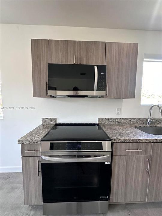 For Rent: $2,300 (1 beds, 1 baths, 5544 Square Feet)