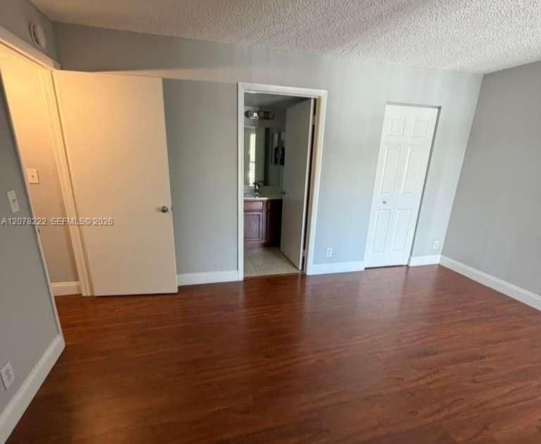 En Venta: $197,000 (2 camas, 2 baños, 958 Pies cuadrados)