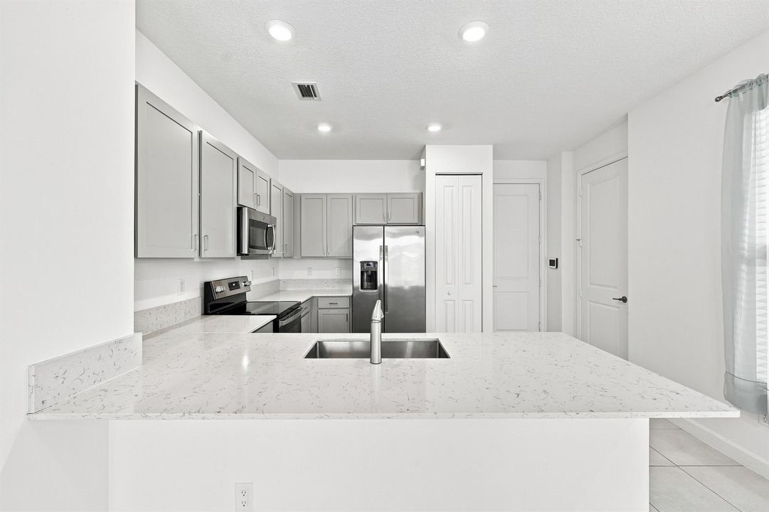 Kitchen Alternate View