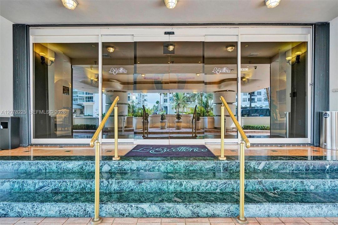 For Rent: $5,000 (2 beds, 2 baths, 1510 Square Feet)