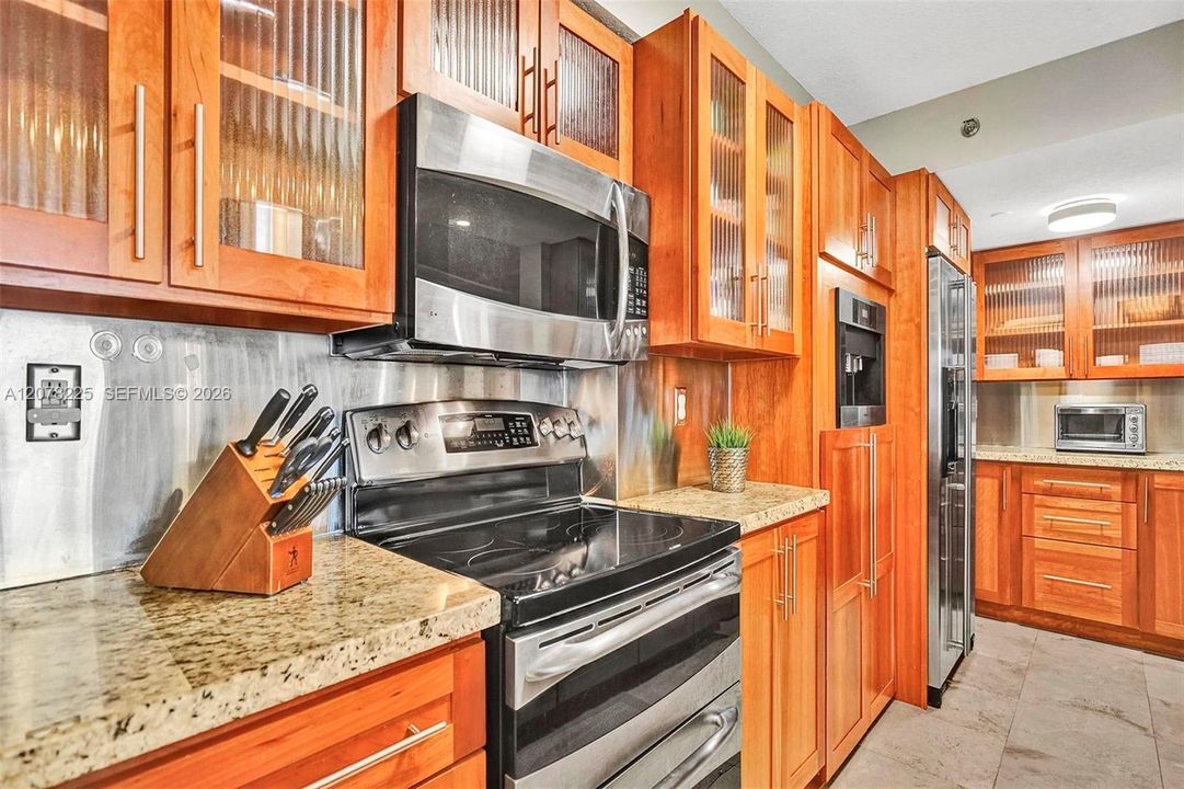 For Rent: $5,000 (2 beds, 2 baths, 1510 Square Feet)
