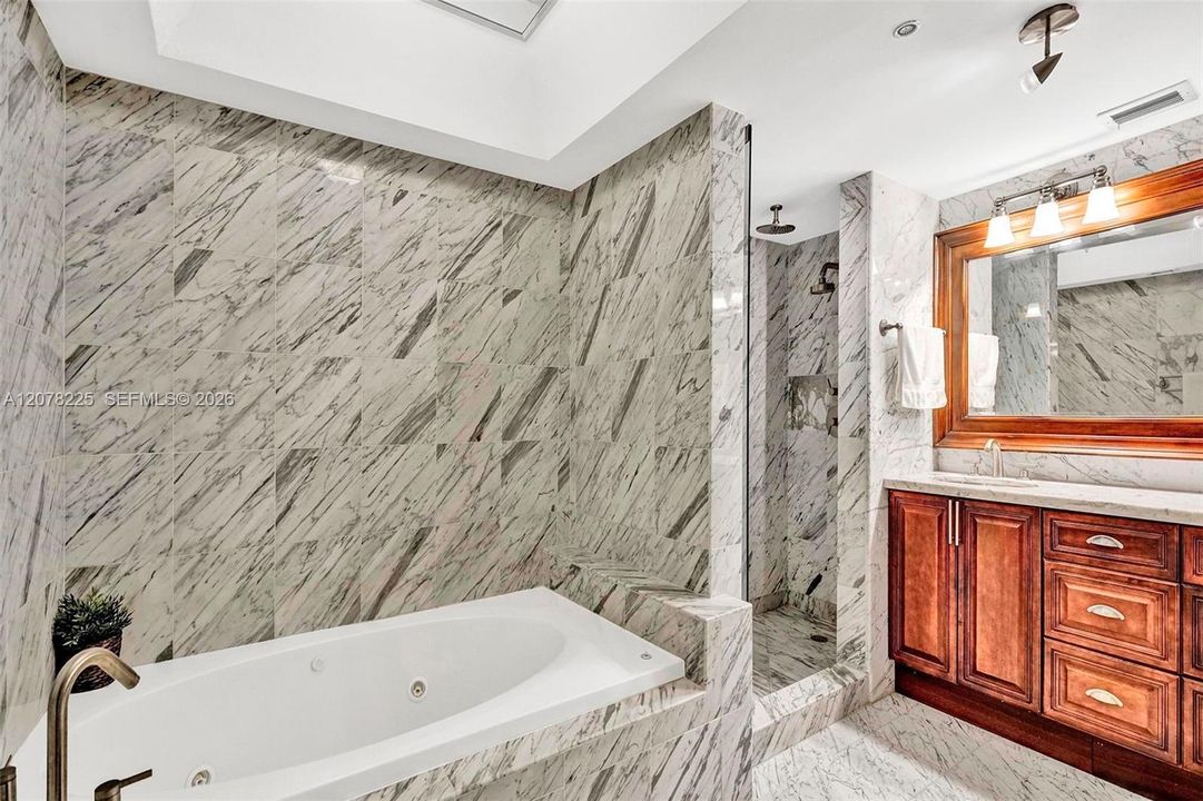 For Rent: $5,000 (2 beds, 2 baths, 1510 Square Feet)