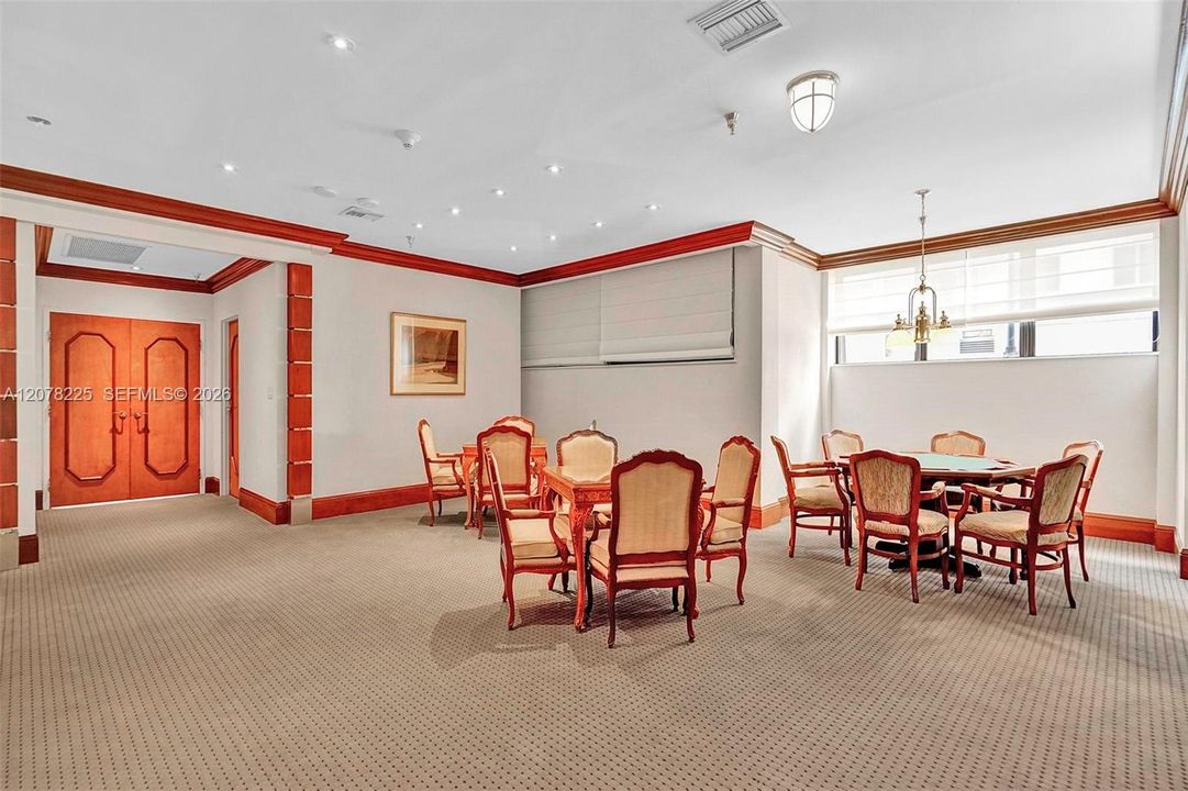 For Rent: $5,000 (2 beds, 2 baths, 1510 Square Feet)
