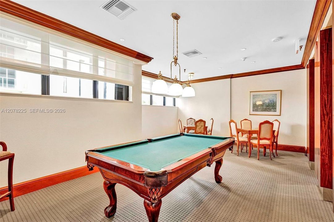 For Rent: $5,000 (2 beds, 2 baths, 1510 Square Feet)