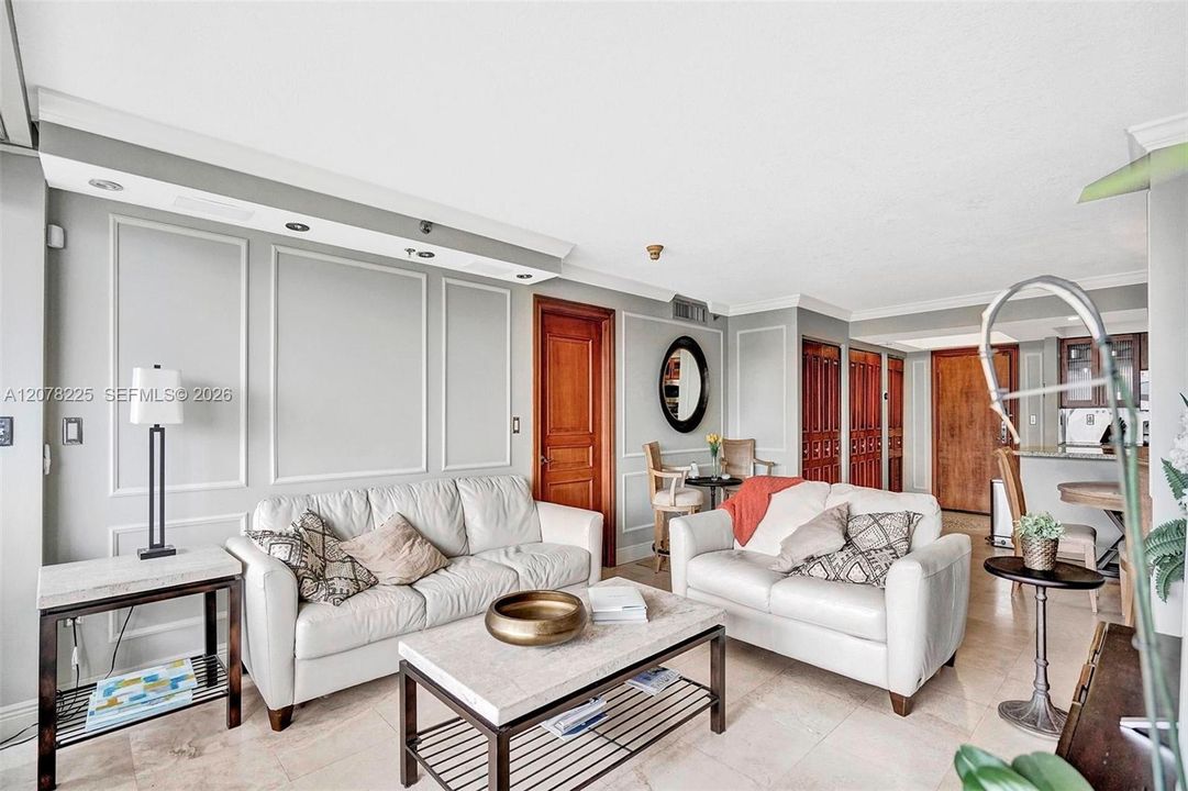 For Rent: $5,000 (2 beds, 2 baths, 1510 Square Feet)