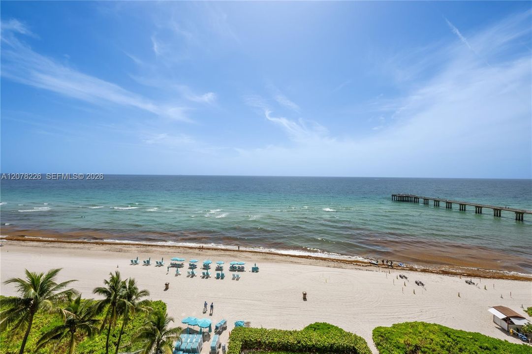 En Venta: $1,995,000 (3 camas, 3 baños, 2120 Pies cuadrados)