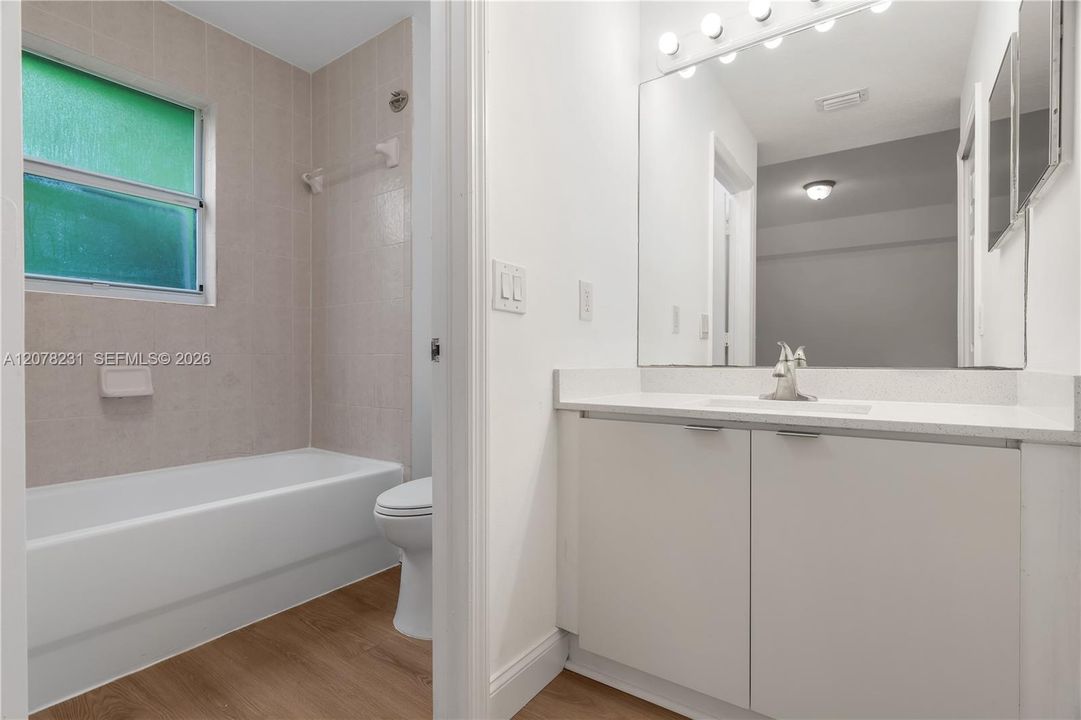 For Sale: $310,000 (3 beds, 2 baths, 1509 Square Feet)