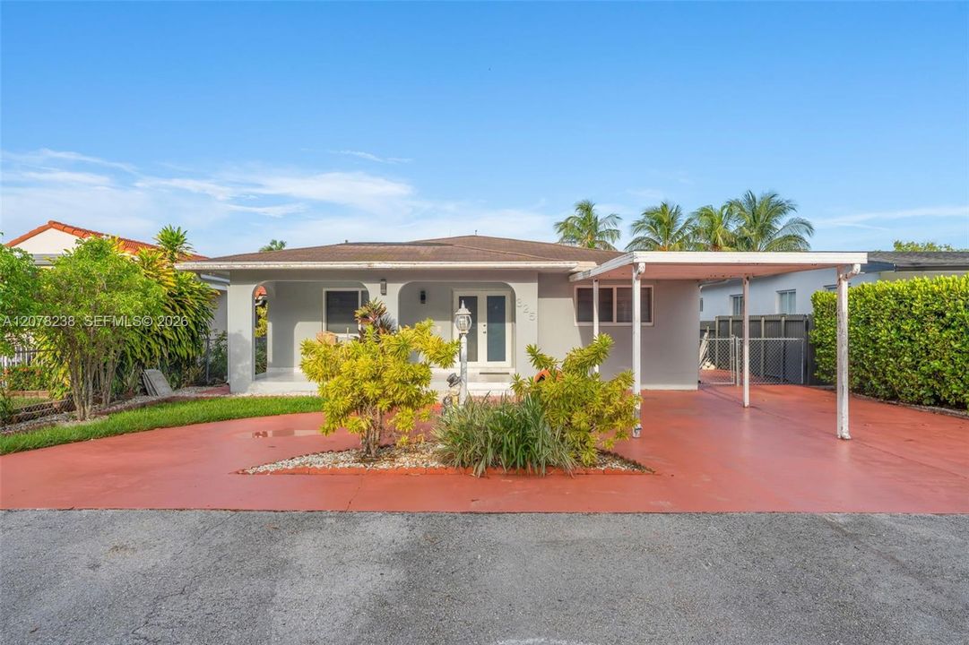 For Sale: $725,000 (4 beds, 2 baths, 2025 Square Feet)