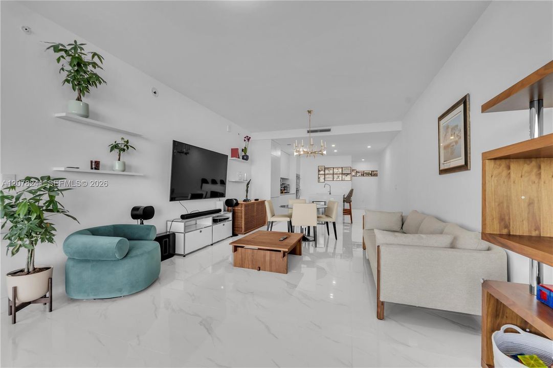 For Sale: $2,200,000 (3 beds, 3 baths, 1760 Square Feet)