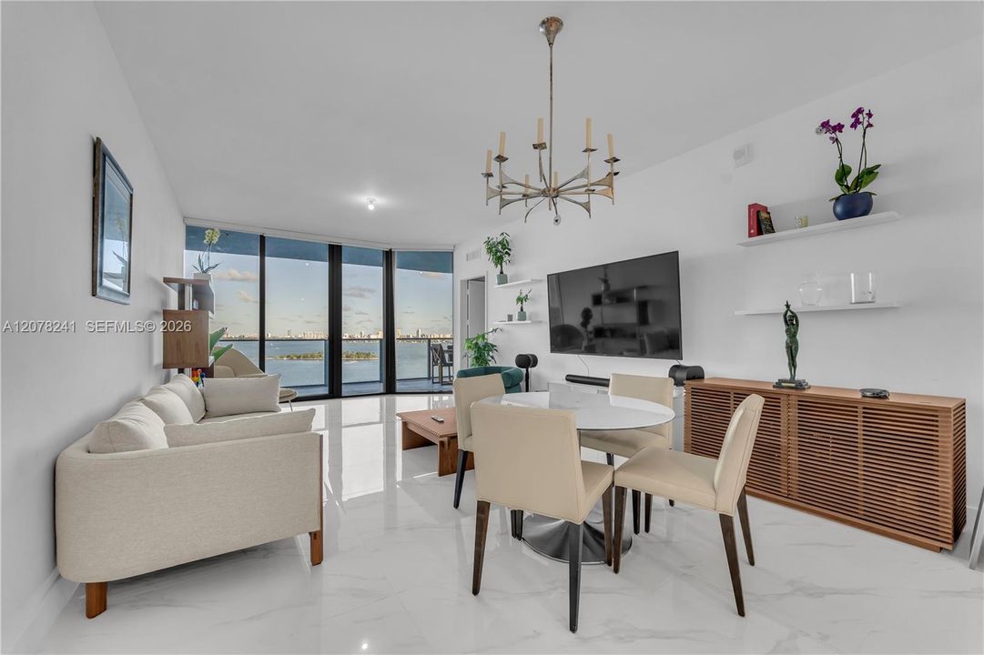 For Sale: $2,200,000 (3 beds, 3 baths, 1760 Square Feet)