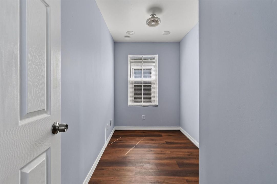 6416thSt(16)