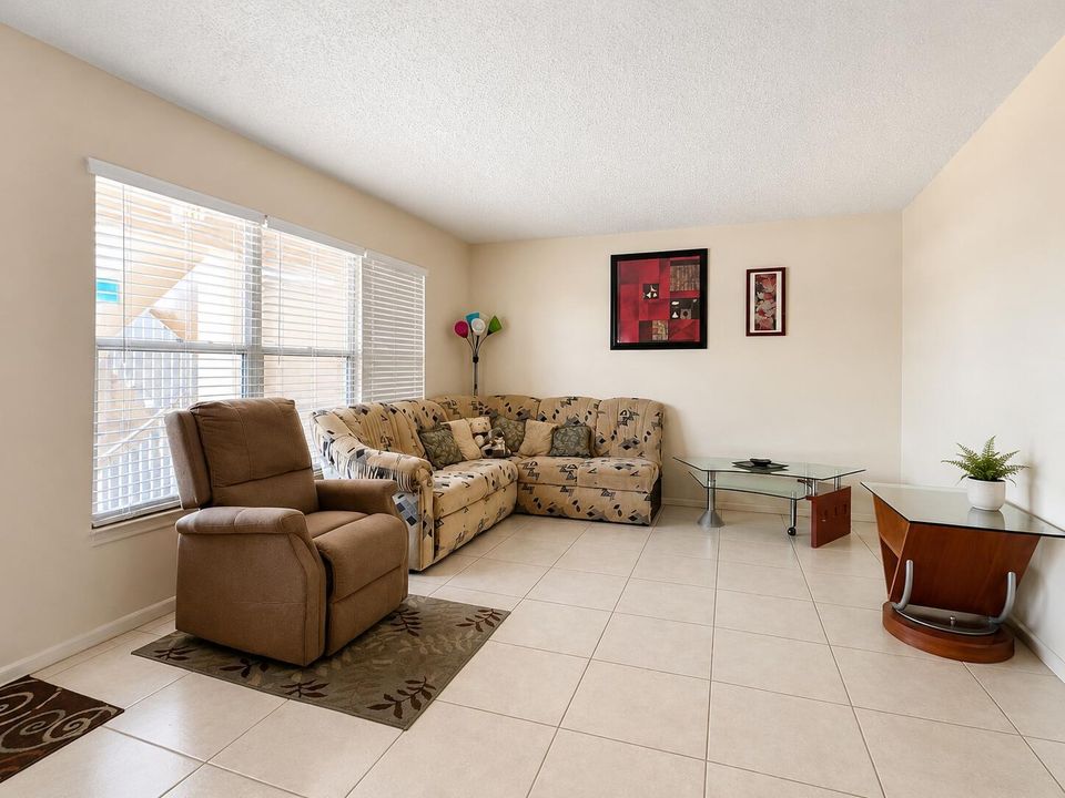 Lovely Living Area