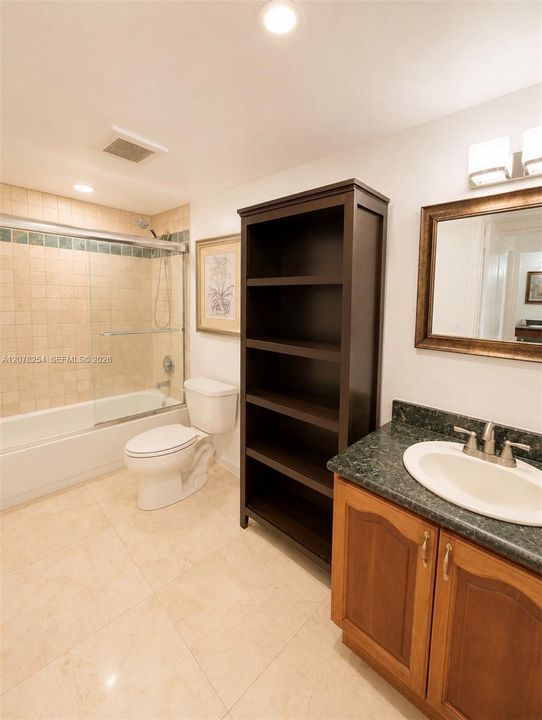 For Rent: $2,550 (2 beds, 2 baths, 1280 Square Feet)