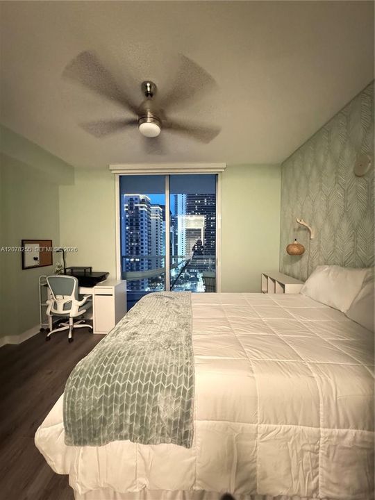 For Rent: $3,400 (1 beds, 1 baths, 693 Square Feet)