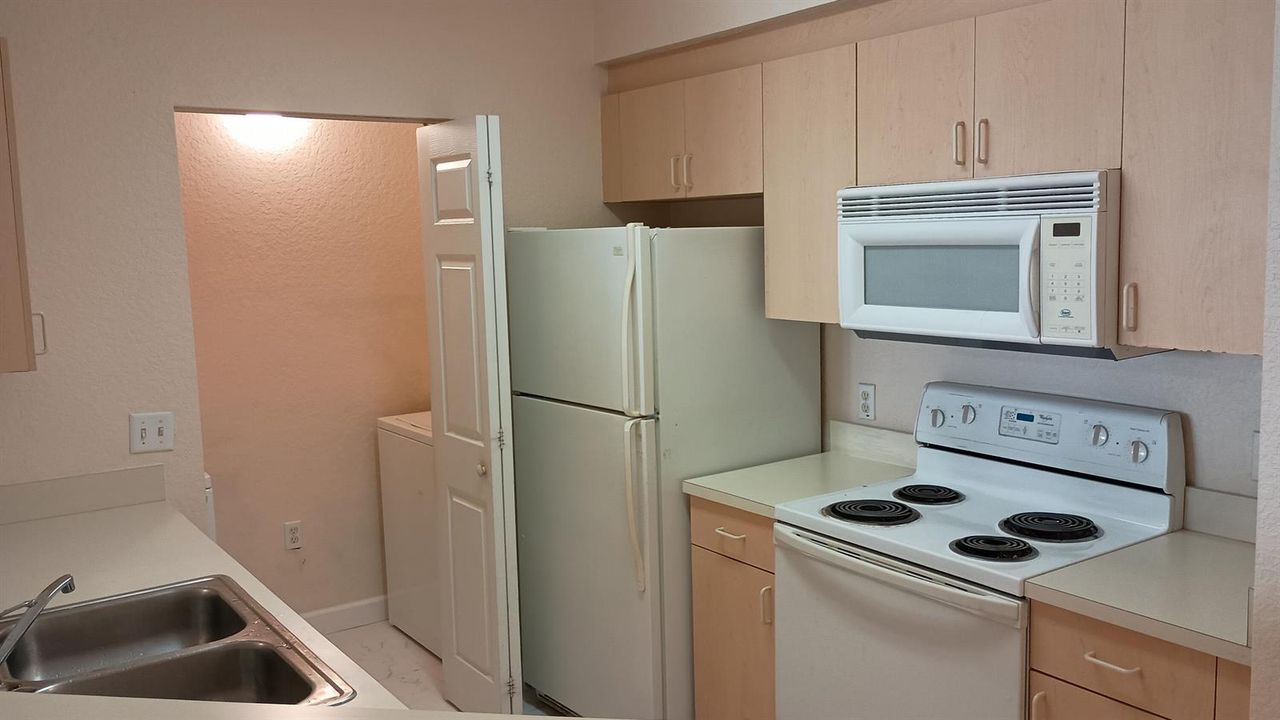 Kitchen Laundry