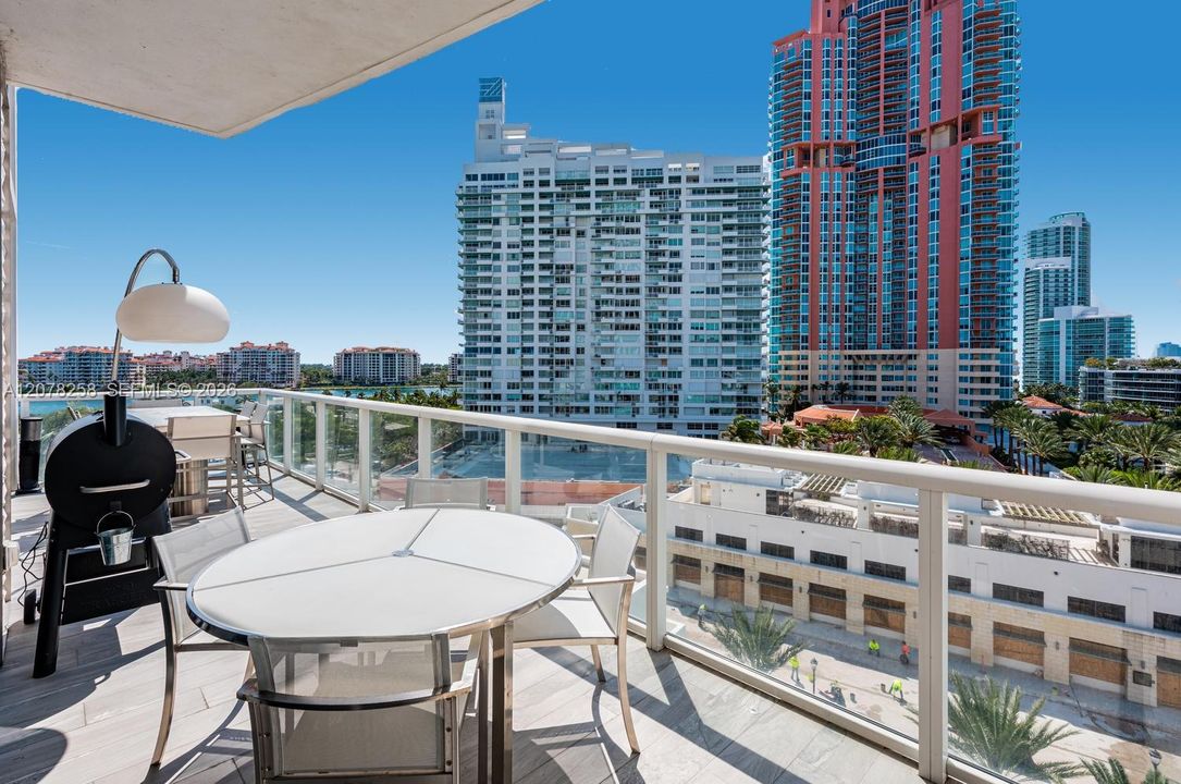For Rent: $30,000 (2 beds, 2 baths, 1698 Square Feet)