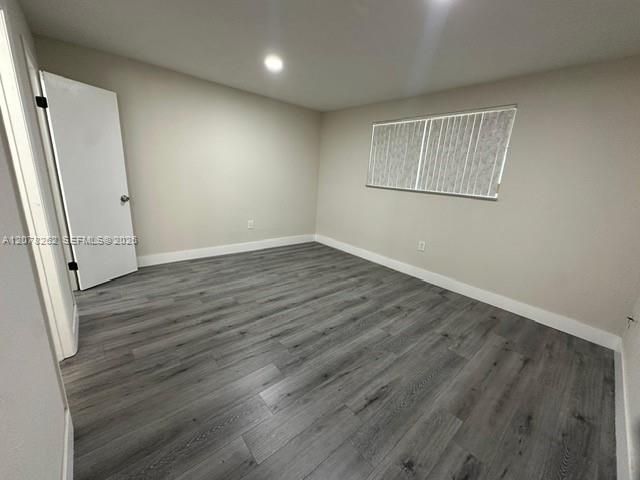 For Sale: $165,000 (1 beds, 1 baths, 703 Square Feet)