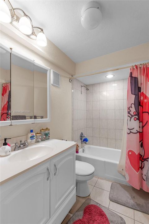 For Sale: $475,000 (3 beds, 2 baths, 1712 Square Feet)