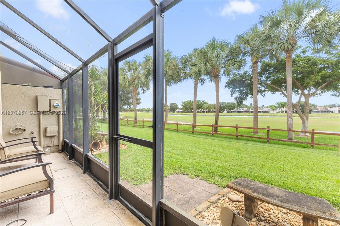 For Sale: $475,000 (3 beds, 2 baths, 1712 Square Feet)