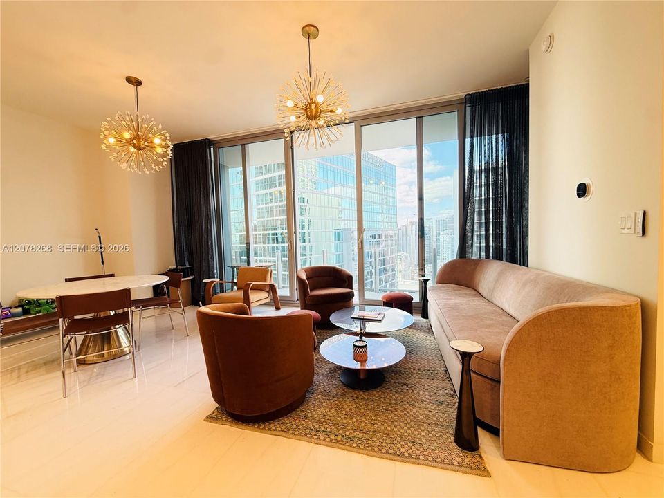 For Rent: $6,700 (1 beds, 1 baths, 767 Square Feet)