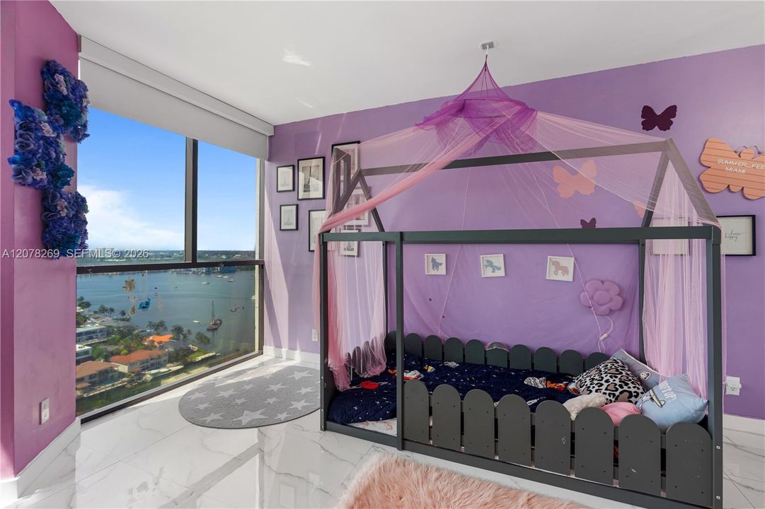 For Rent: $6,500 (3 beds, 3 baths, 1840 Square Feet)