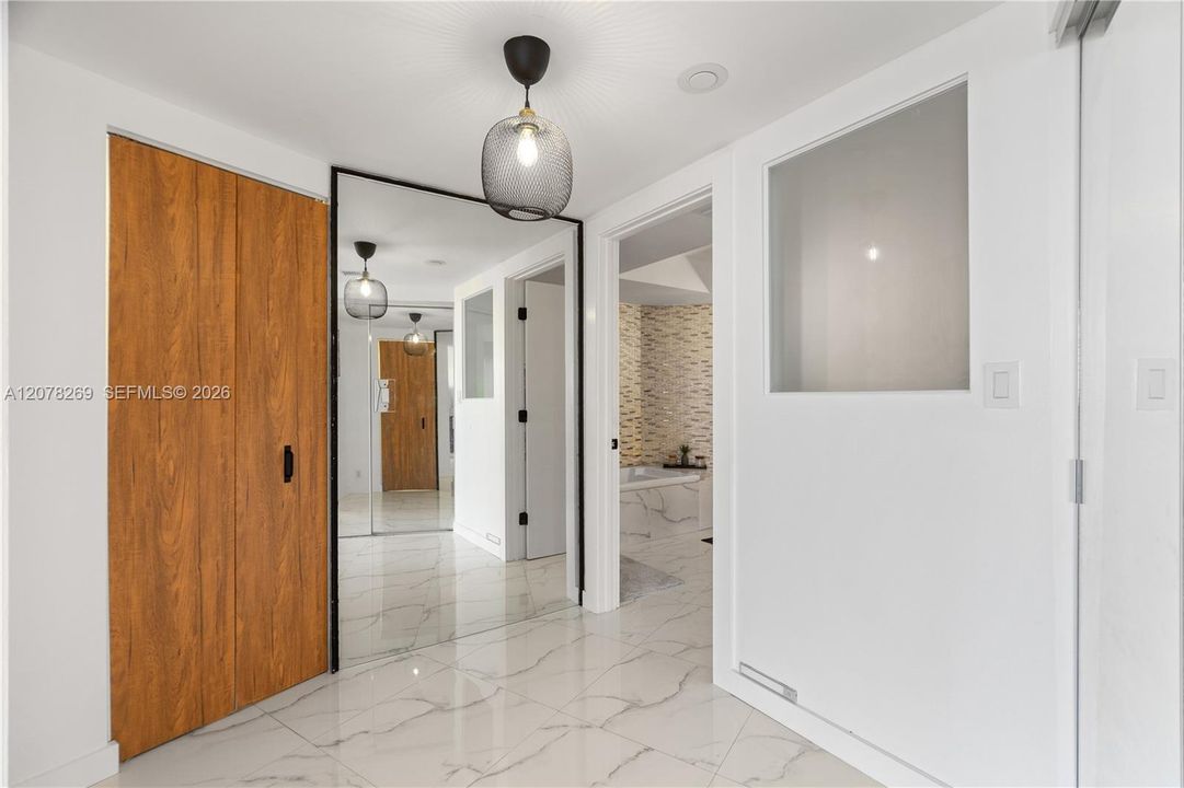 For Rent: $6,500 (3 beds, 3 baths, 1840 Square Feet)