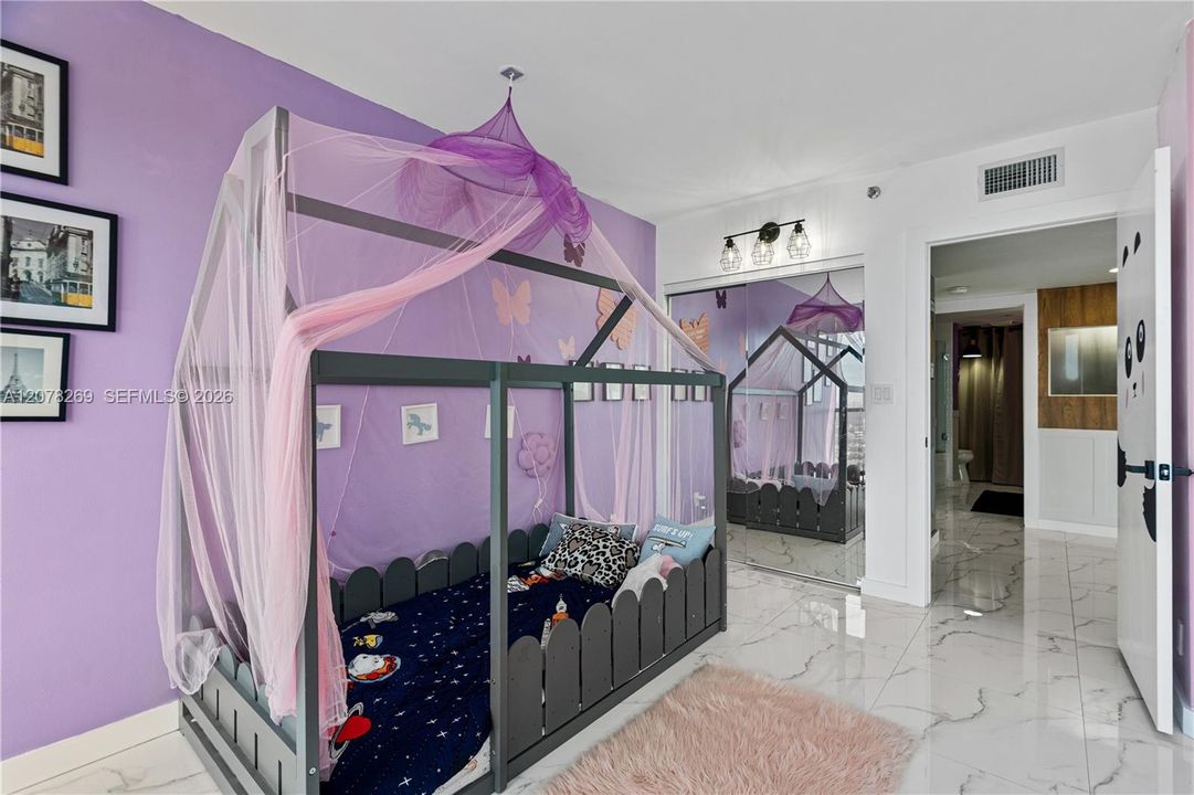 For Rent: $6,500 (3 beds, 3 baths, 1840 Square Feet)