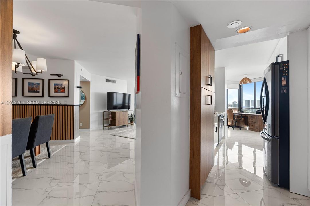 For Rent: $6,500 (3 beds, 3 baths, 1840 Square Feet)