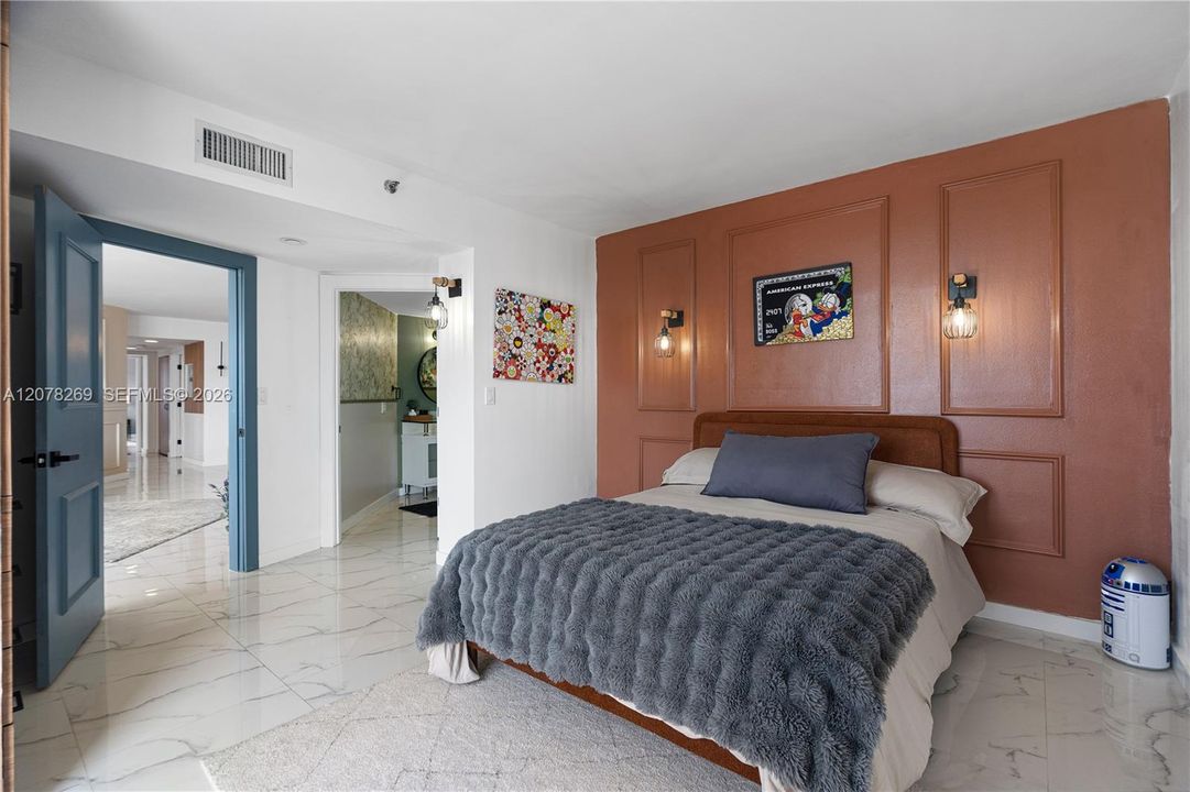 For Rent: $6,500 (3 beds, 3 baths, 1840 Square Feet)