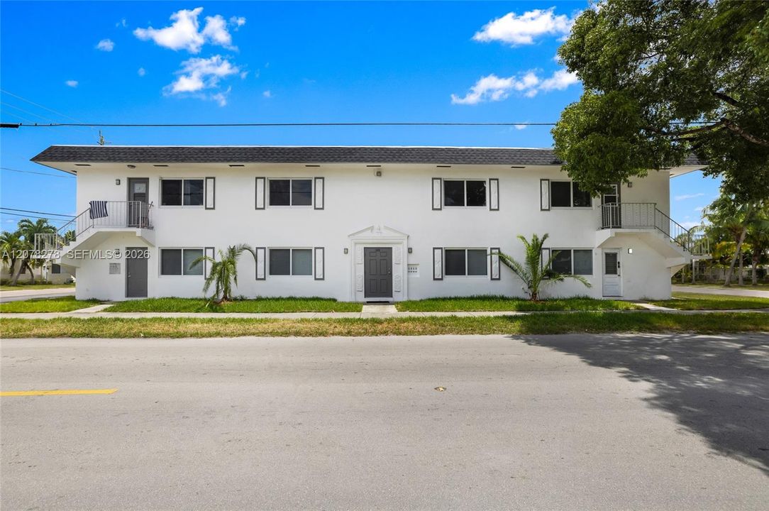 En Venta: $1,450,000 (0 camas, 0 baños, 3869 Pies cuadrados)