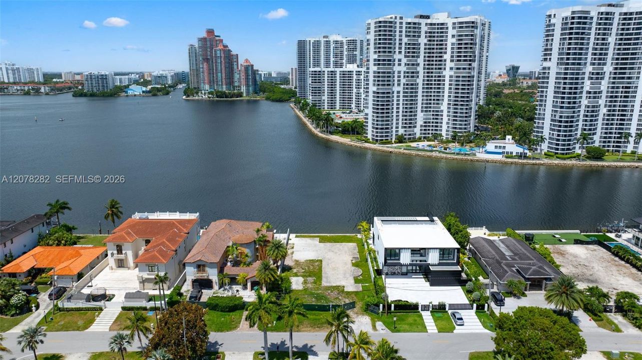 For Sale: $5,900,000 (0.25 acres)