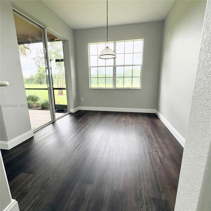 En Venta: $515,000 (3 camas, 2 baños, 1401 Pies cuadrados)