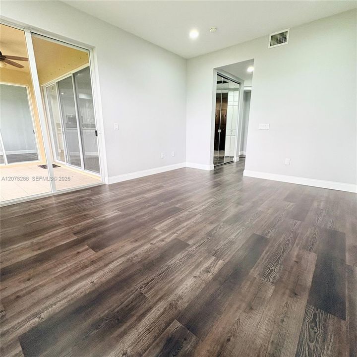 En Venta: $515,000 (3 camas, 2 baños, 1401 Pies cuadrados)