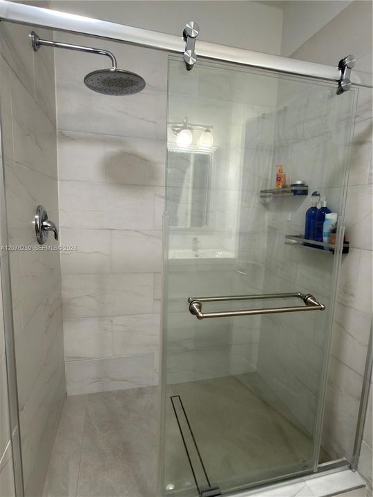 En Venta: $445,000 (3 camas, 2 baños, 1417 Pies cuadrados)