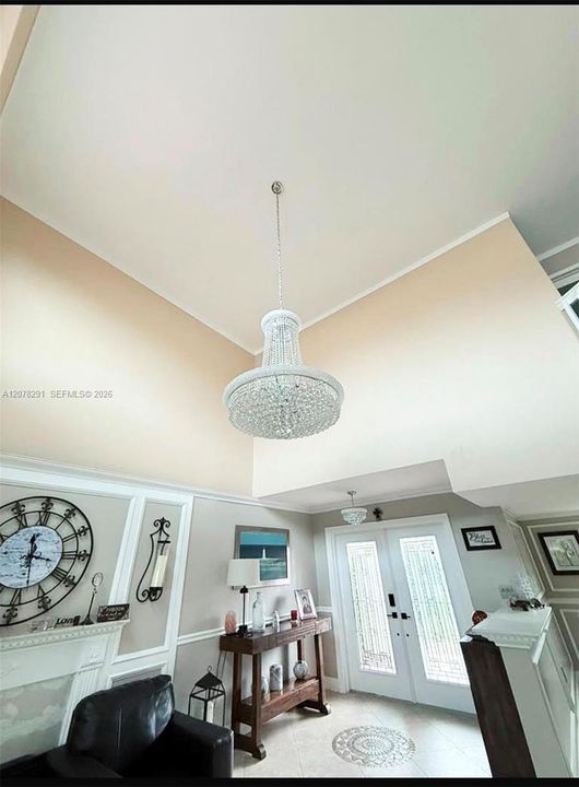 En Venta: $840,000 (3 camas, 2 baños, 1903 Pies cuadrados)